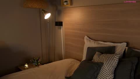  ---Goys incredible photographs online show from 02/16/26, 01:18