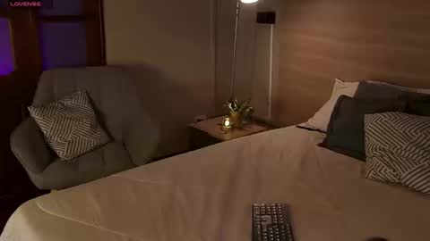  ---Goys incredible photographs online show from 03/13/26, 01:07