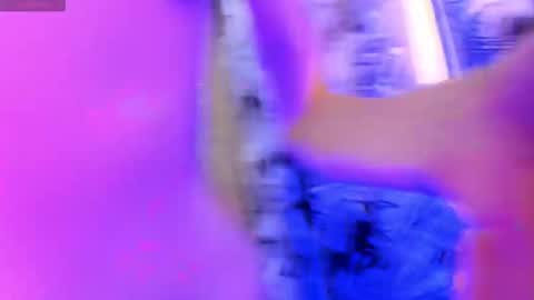 Snapshot of luafynova chatting on 10/01/25, 03:01 Ida online show from 10/01/25, 03:01