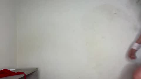 Snapshot of luana363 chatting on 12/05/24, 03:37 luana363 online show from 12/05/24, 03:37