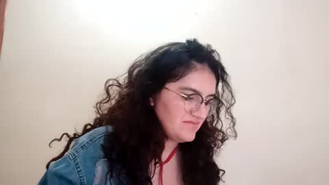 Snapshot of luana363 chatting on 07/13/26, 06:11 luana363 online show from 07/13/26, 06:11