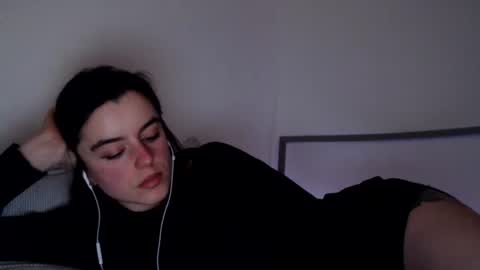 luana online show from 01/11/25, 10:18