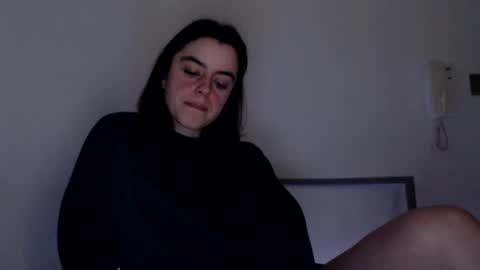 luana online show from 01/15/25, 10:24