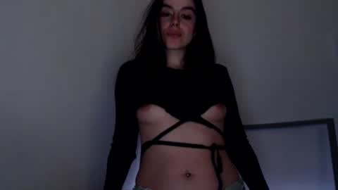 luana online show from 02/17/25, 01:25