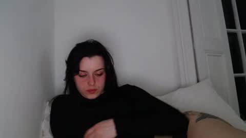 luana online show from 10/13/25, 09:37