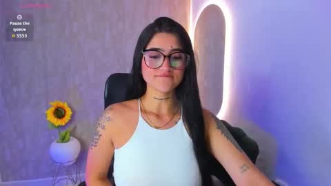 Luana online show from 10/25/25, 12:02