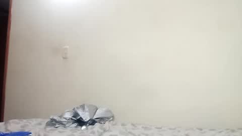 luanapowerful online show from 03/01/25, 04:15