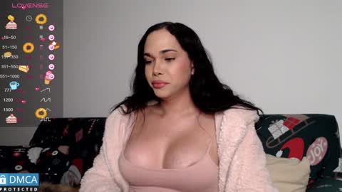 luara_ online show from 01/18/25, 01:51