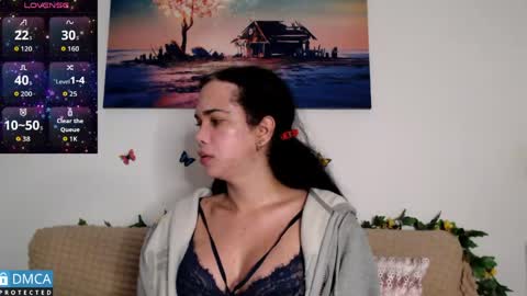 Snapshot of luara_ chatting on 04/03/26, 06:44 luara_ online show from 04/03/26, 06:44