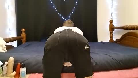 Snapshot of lube_squirter chatting on 03/03/25, 12:16 lube_squirter online show from 03/03/25, 12:16