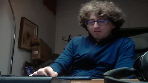 Snapshot of luca78_78 chatting on 11/01/25, 08:27 luca78 online show from 11/01/25, 08:27