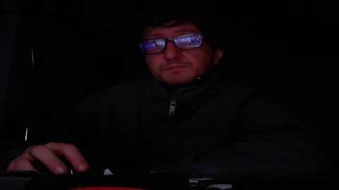 Snapshot of luca78_78 chatting on 11/24/25, 11:04 luca78 online show from 11/24/25, 11:04