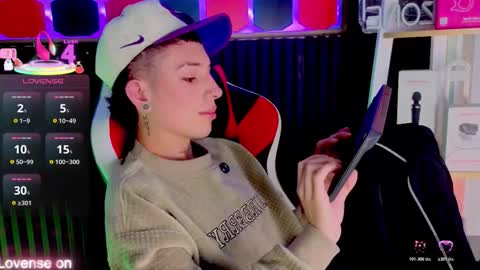 Luca  online show from 03/20/26, 08:57