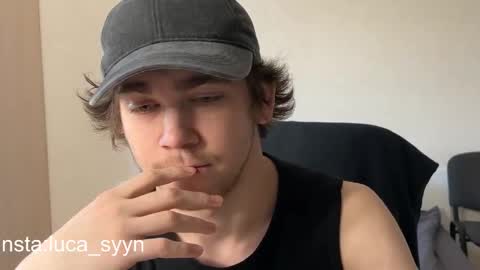 Snapshot of luca_syn chatting on 09/23/25, 06:16 Luca S online show from 09/23/25, 06:16