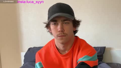 Snapshot of luca_syn chatting on 09/24/25, 09:34 Luca S online show from 09/24/25, 09:34