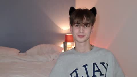 lucacharm online show from 01/09/25, 09:16