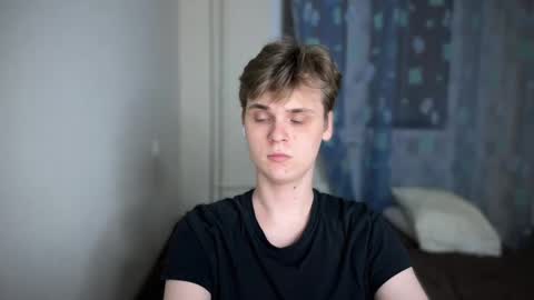 Lucas Gill online show from 12/12/24, 06:21