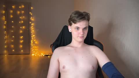 Lucas Gill online show from 01/24/25, 04:27