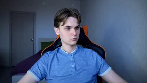 Lucas Gill online show from 03/06/25, 03:13