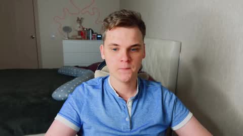 Lucas Gill online show from 11/26/25, 02:23