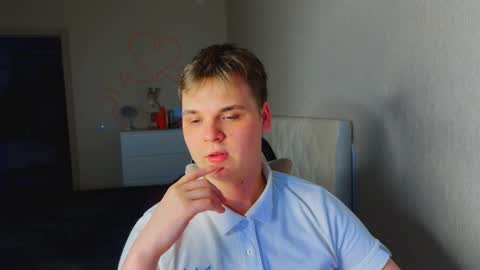 Lucas Gill online show from 12/16/25, 11:48