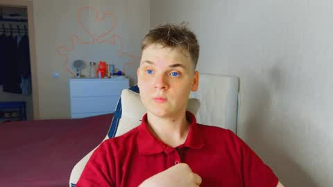 Lucas Gill online show from 05/04/26, 04:30