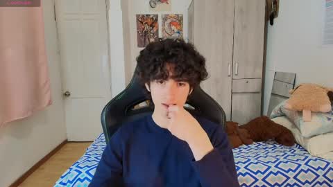 lucas_xo online show from 04/07/26, 03:29