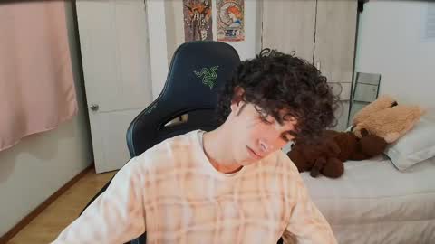 lucas_xo online show from 05/11/26, 11:46