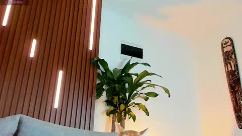 LUCA SANTOS online show from 10/23/25, 01:05