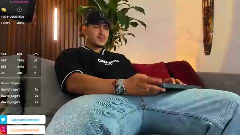 LUCA SANTOS online show from 03/08/26, 12:30