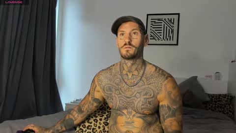 lucasexclusive online show from 01/10/26, 04:58