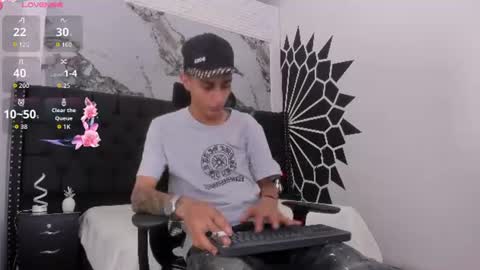 Snapshot of lucasjhonson_ chatting on 06/15/26, 09:06 Lucas online show from 06/15/26, 09:06