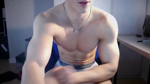 LucasKodak online show from 03/25/26, 06:41