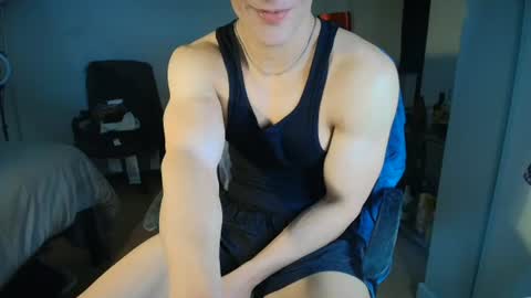Snapshot of lucaskodak chatting on 06/24/26, 01:26 LucasKodak online show from 06/24/26, 01:26