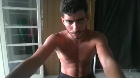 Snapshot of lucasmansoni chatting on 01/12/26, 05:07 lucasmansoni online show from 01/12/26, 05:07