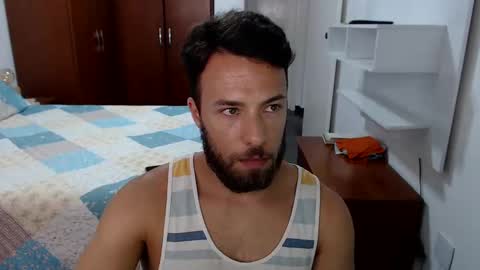 lucassouza23 online show from 01/04/25, 03:28
