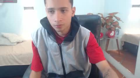 LucassSmith11 online show from 11/30/25, 12:20