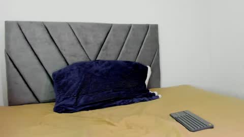 LUCAS TORREZ online show from 08/01/26, 10:41