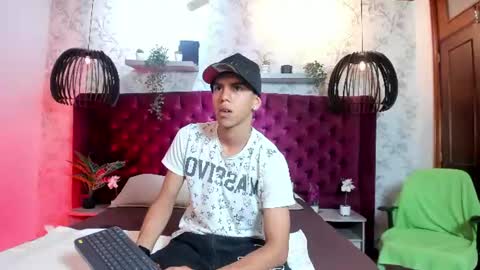 Snapshot of lucca_moreti chatting on 06/20/26, 03:53 Lucca Moreti online show from 06/20/26, 03:53