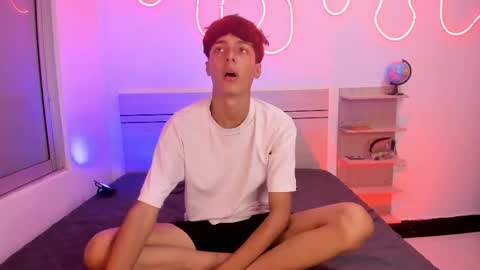 Luccas Ferreira online show from 11/02/25, 07:05