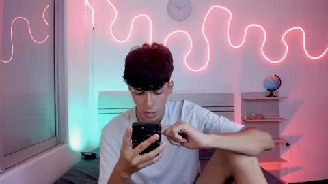 Luccas Ferreira online show from 11/14/25, 07:34