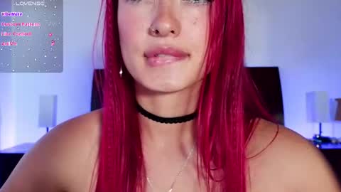 Snapshot of luccycollins_ chatting on 07/24/26, 04:05 Luccy online show from 07/24/26, 04:05