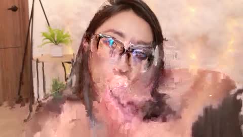 Luci y Fer online show from 04/06/26, 06:09