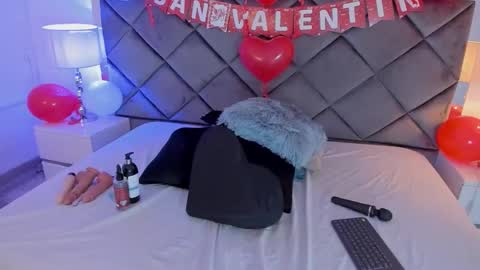 lucia_fastcollins online show from 02/10/26, 02:10