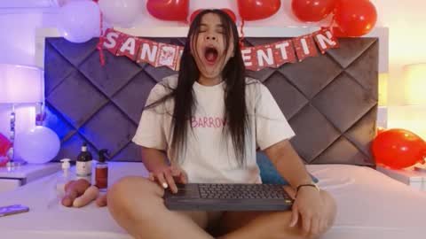 lucia_fastcollins online show from 02/12/26, 01:06