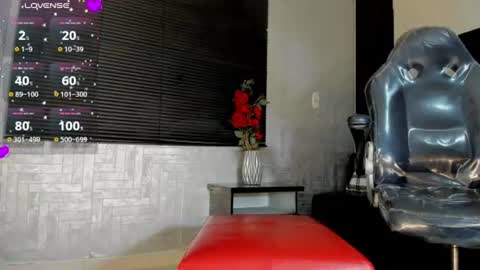 Snapshot of lucia_oregon chatting on 06/21/26, 01:35 L U C I A online show from 06/21/26, 01:35