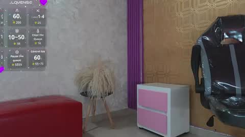 Snapshot of lucia_oregon chatting on 07/19/26, 01:15 L U C I A online show from 07/19/26, 01:15