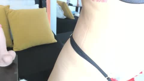 Lucia online show from 11/02/25, 07:05