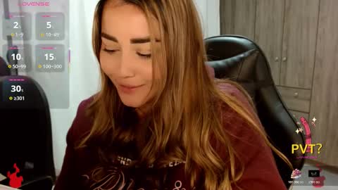 lucia star  online show from 12/20/25, 02:51