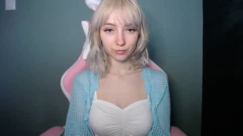 Lucy online show from 03/28/26, 01:22